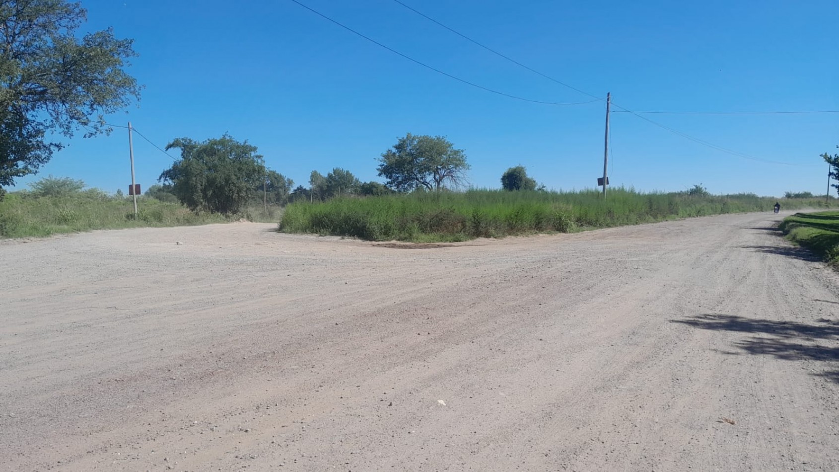 Los Boulevares a m de Univerv Siglo Xxi Lote de 47.800 m² Servicios S/Av