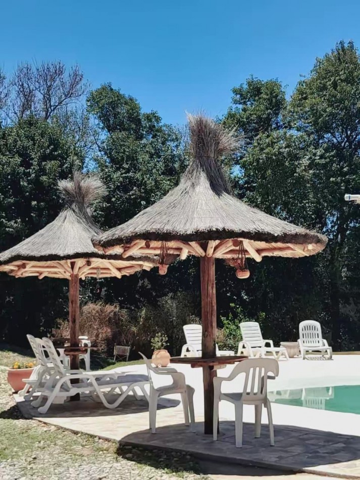 Complejo/Parador Sobre Camino del Cuadrado Ubicacion Unica Parque Pileta Locales y Dptos proximo a Rio Ceballos