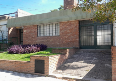 Altos de Villa Cabrera casa de 2 dormitorios + departamento de 2 dormitorios a metros del Cordoba Shopping